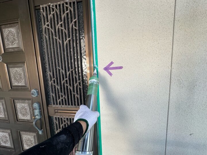 【充填】建具廻りコーキング