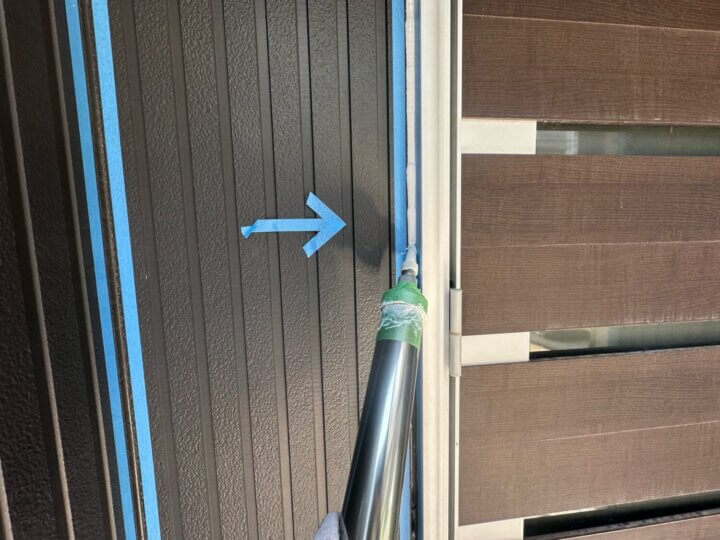 【充填】建具廻りコーキング