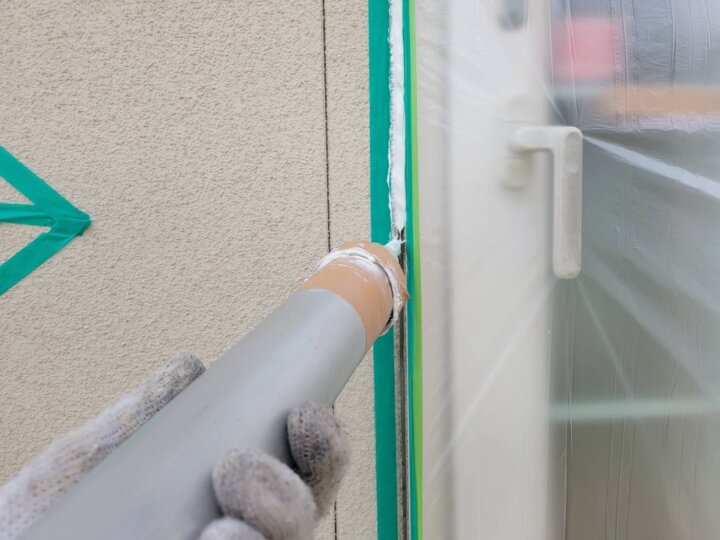 【充填】建具廻りコーキング