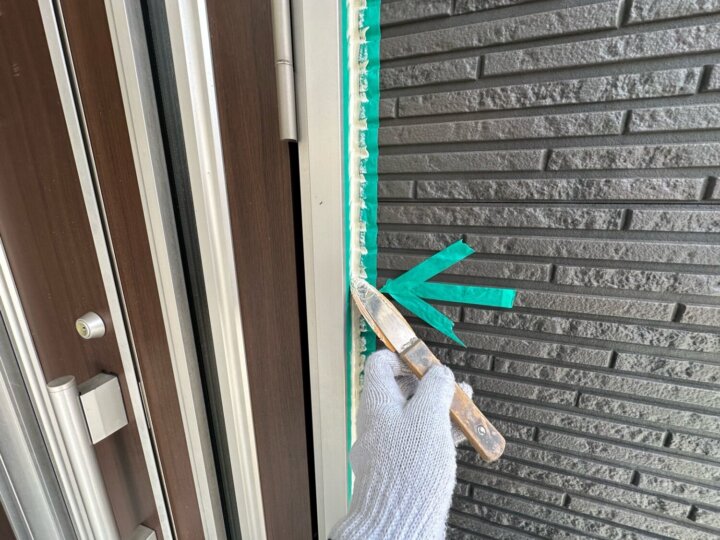 【へら均し】建具廻りコーキング