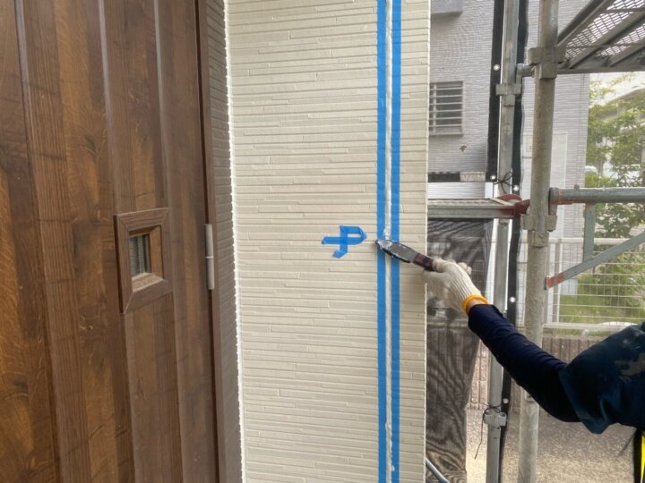 【へら均し】板間目地コーキング