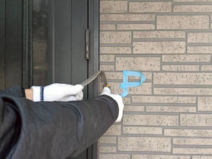 【撤去】建具廻りコーキング