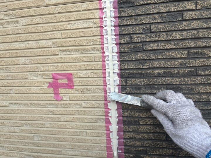 【へら均し】板間目地コーキング