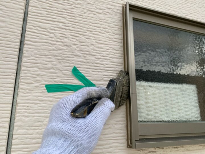 【撤去後清掃】建具廻りコーキング