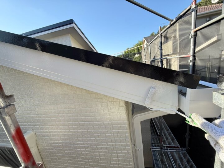 【上塗り】破風板