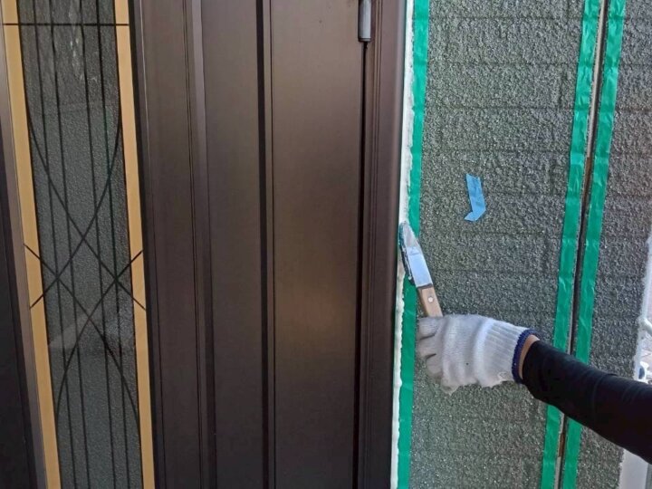 【へら均し】建具廻りコーキング