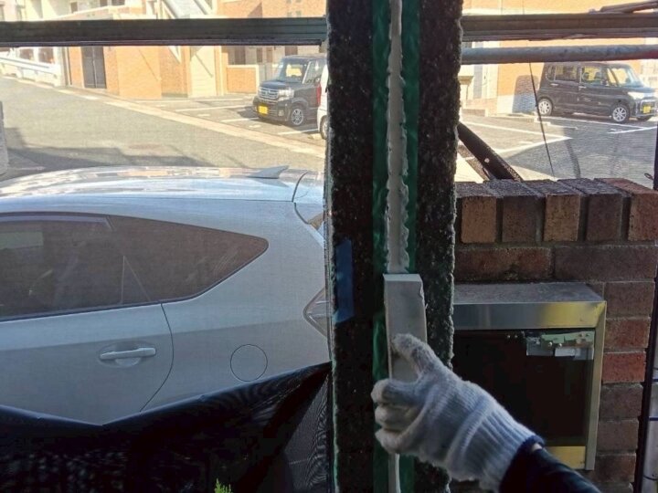 【へら均し】板間目地コーキング