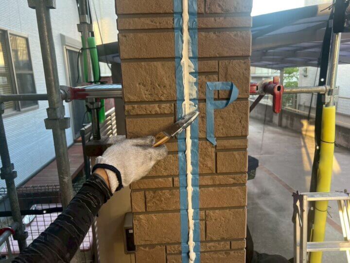 【へら均し】板間目地コーキング