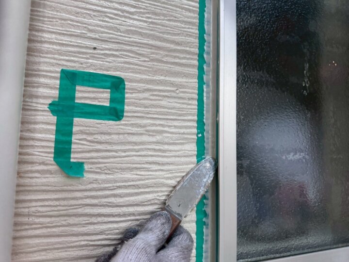 【へら均し】建具廻りコーキング