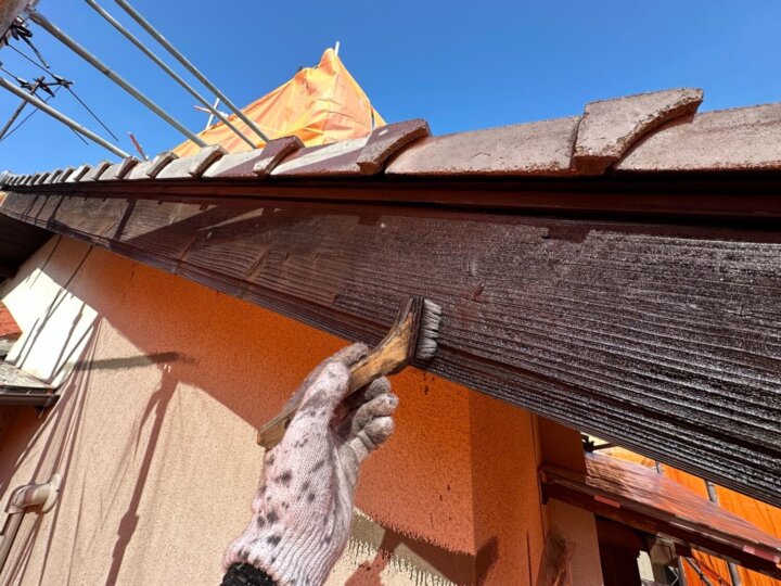 【上塗り】破風板