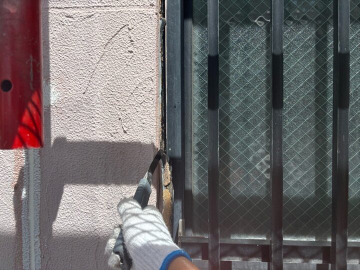 【撤去】建具廻りコーキング