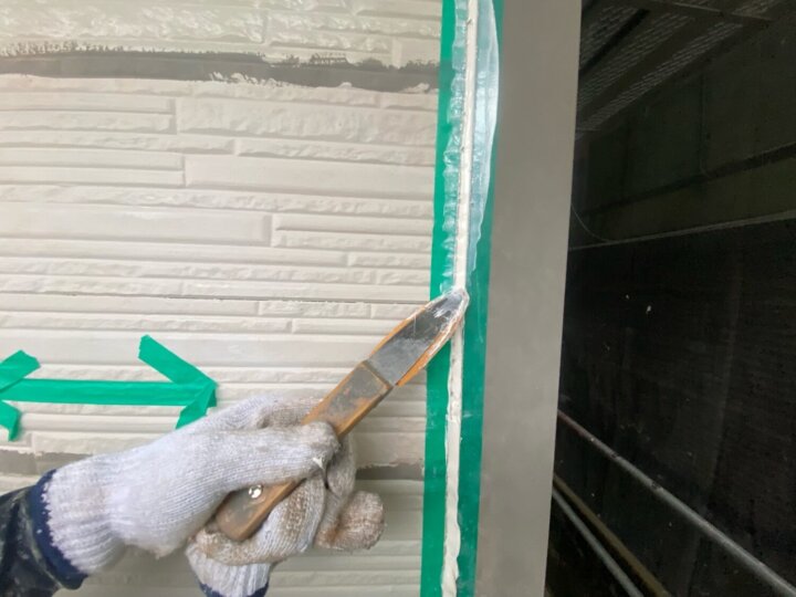 【へら均し】板間目地コーキング