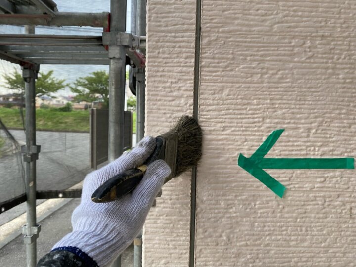 【撤去後清掃】板間目地コーキング