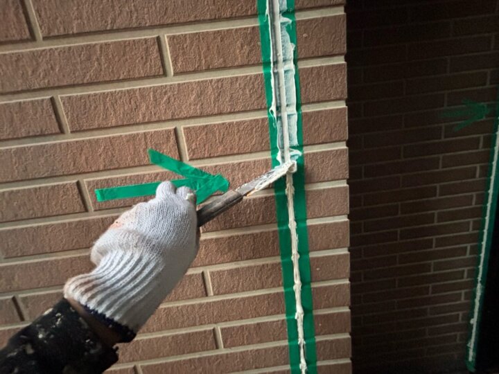 【へら均し】板間目地コーキング