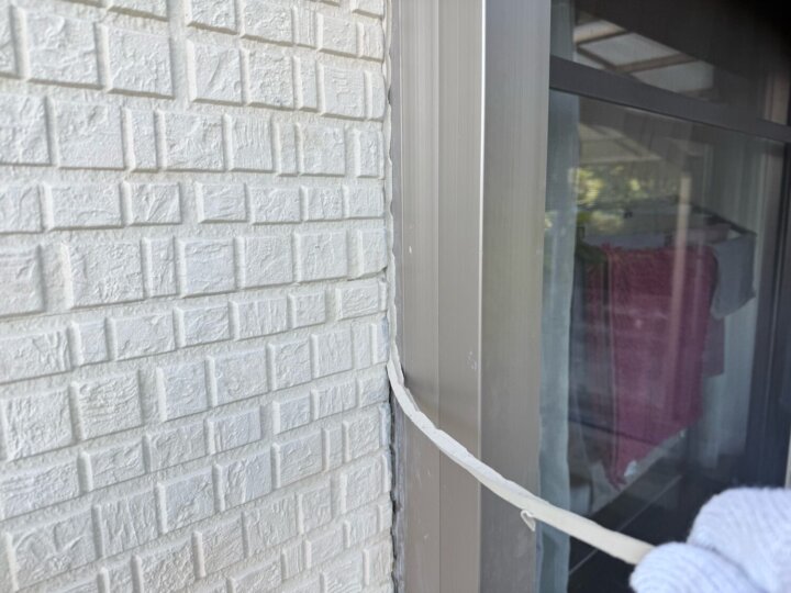 【撤去】建具廻りコーキング