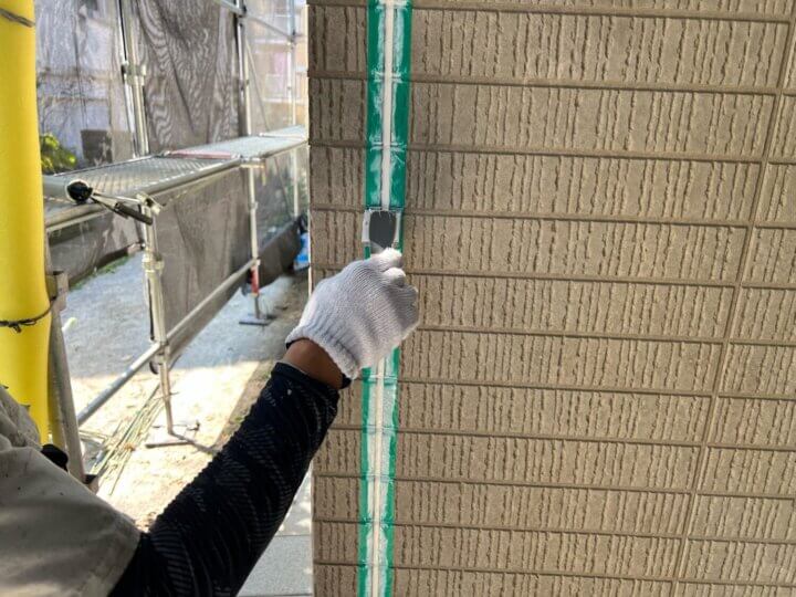 【へら均し】板間目地コーキング