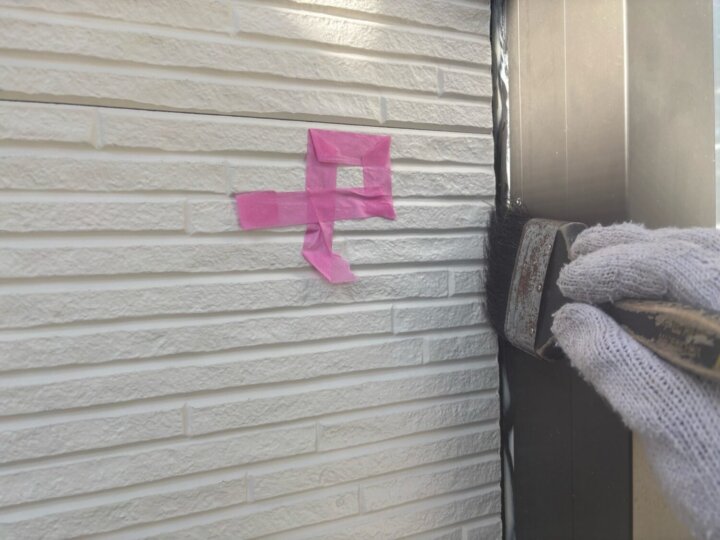 【撤去後清掃】建具廻りコーキング