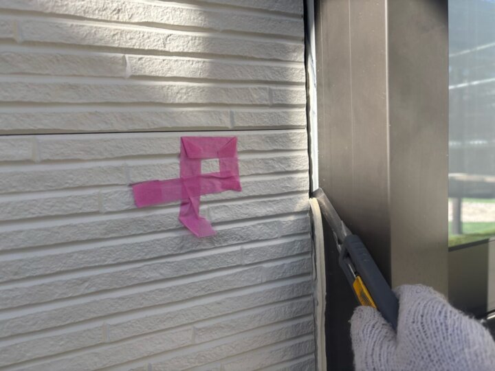 【撤去】建具廻りコーキング