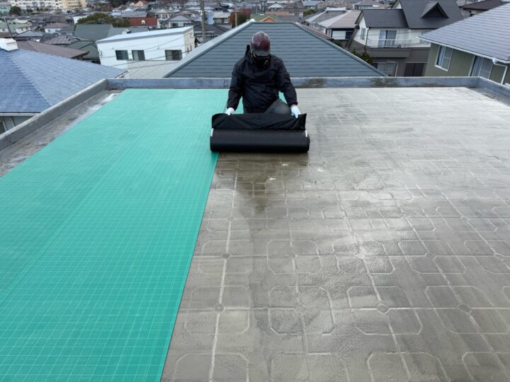 【通気緩衝シート敷き】屋上