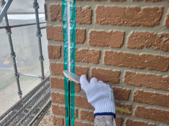 【へら均し】板間目地コーキング