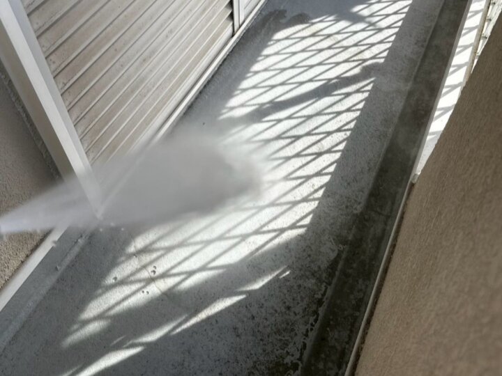【高圧洗浄】ベランダ