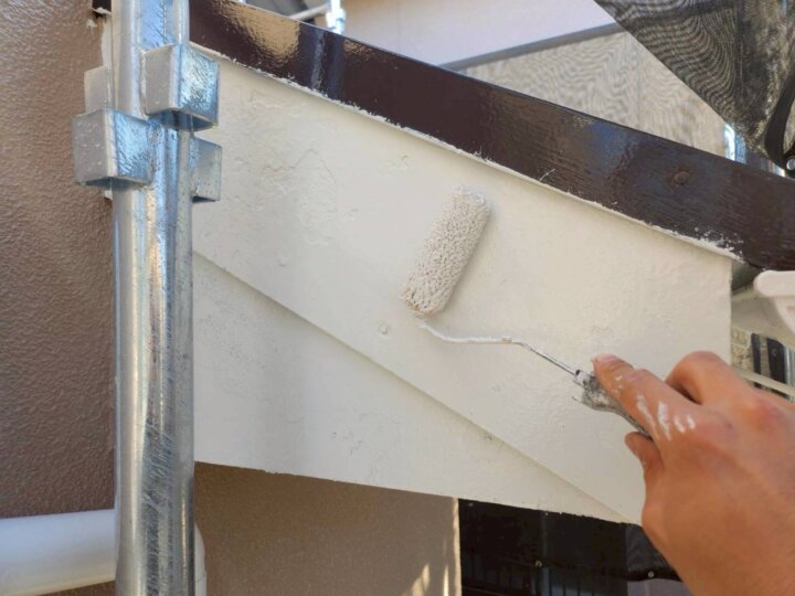 【上塗り】破風板