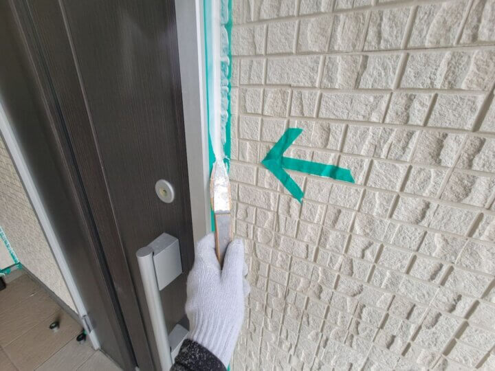 【へら均し】建具廻りコーキング