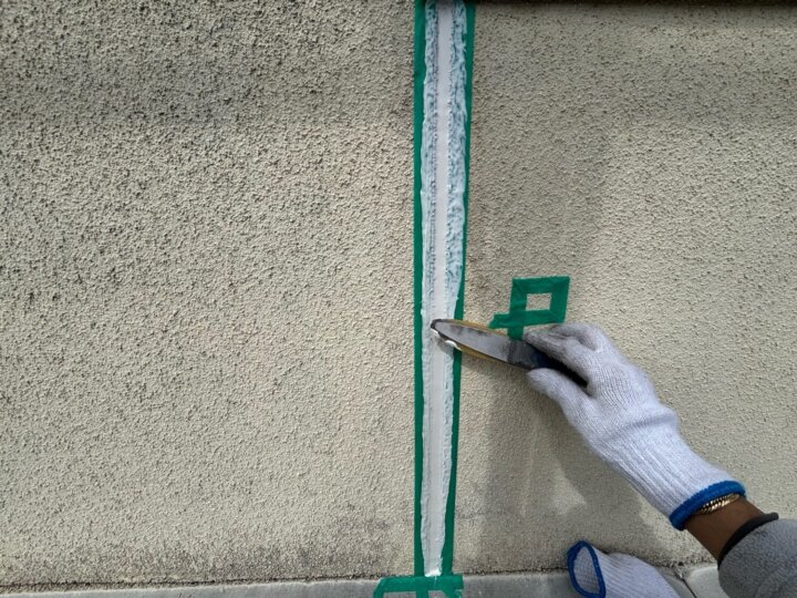 【へら均し】板間目地コーキング