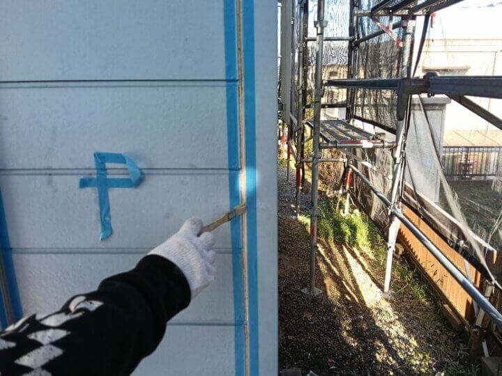 【プライマー塗布】板間目地コーキング