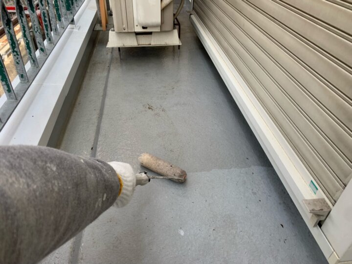 【下塗り】バルコニー