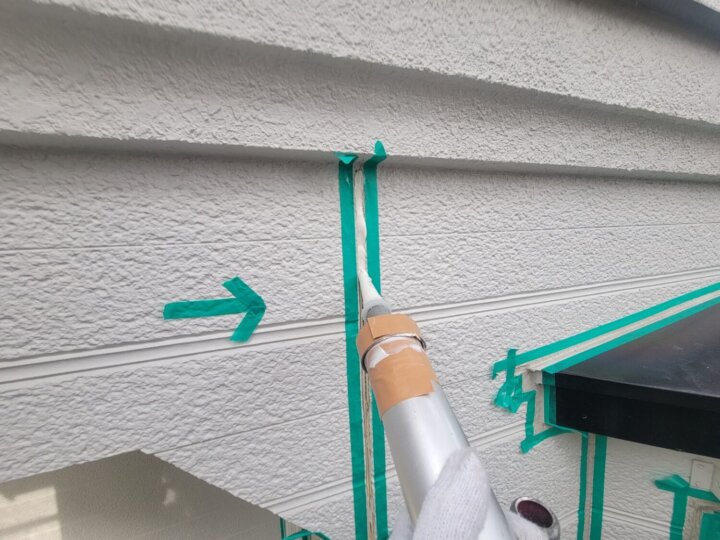 【充填】板間目地コーキング