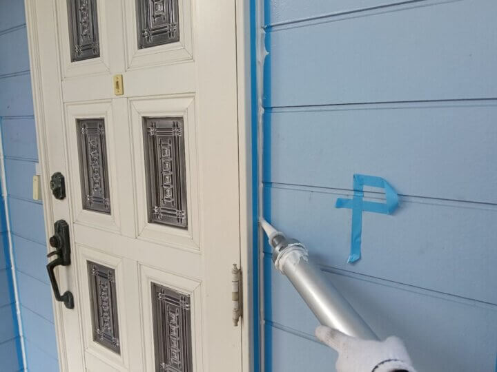 【充填】建具廻りコーキング