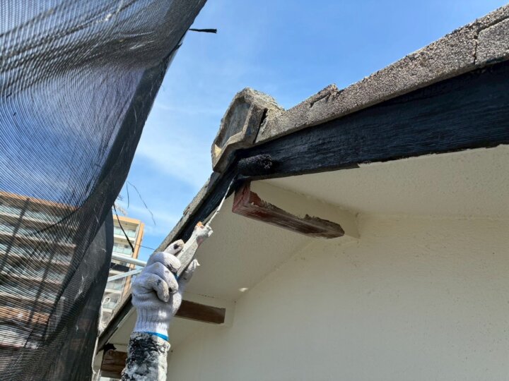 【上塗り】破風板