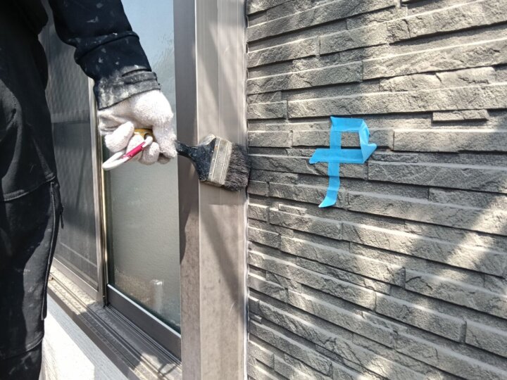 【撤去後清掃】建具廻りコーキング