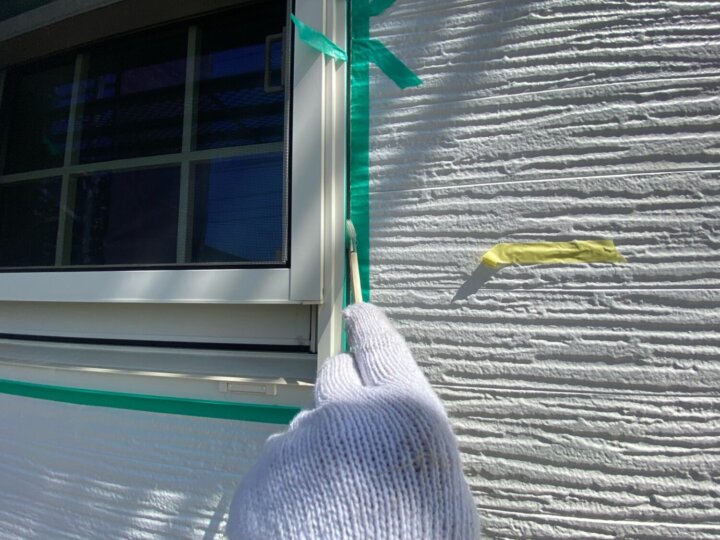 【プライマー塗布】建具廻りコーキング