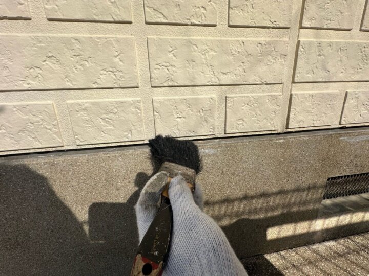 【撤去後清掃】板間目地コーキング