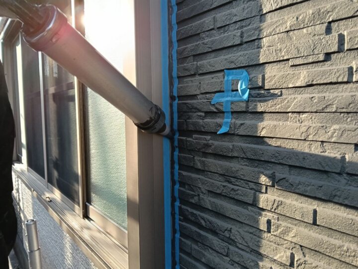 【充填】建具廻りコーキング