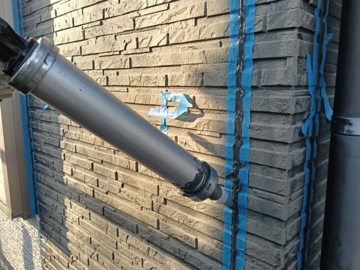 【充填】板間目地コーキング