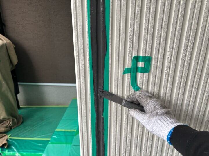 【へら均し】板間目地コーキング