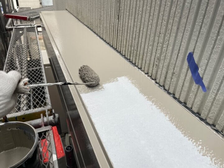 【中塗り】シャッターボックス