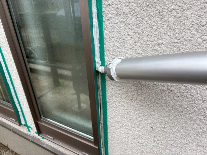 【充填】建具廻りコーキング