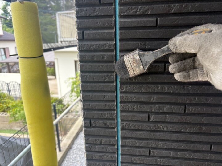 【撤去後清掃】板間目地コーキング